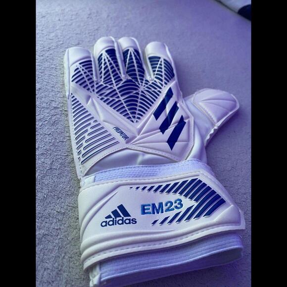 EMILIO MARTINEZ Personal ADIDAS GOALKEEPER Signed GLOVES 2022 WorldCup Argentina - Picture 4 of 4